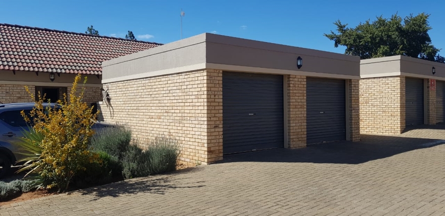 To Let 2 Bedroom Property for Rent in Bainsvlei Free State